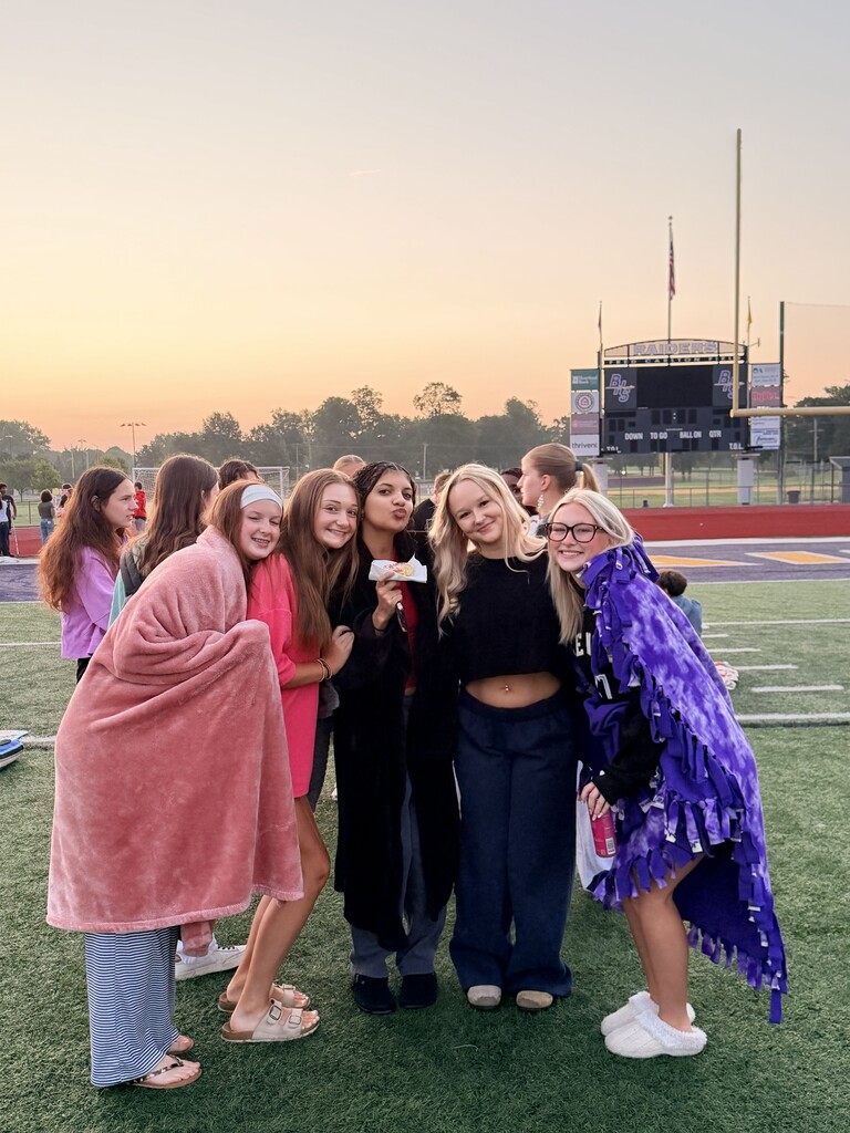 Class of 2027 at Senior Sunrise