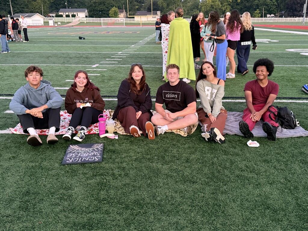 Class of 2027 at Senior Sunrise