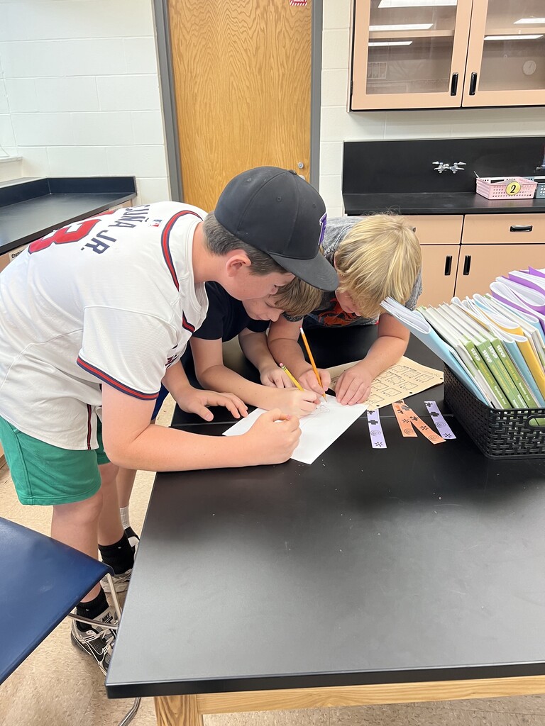 BJHS students working on science project