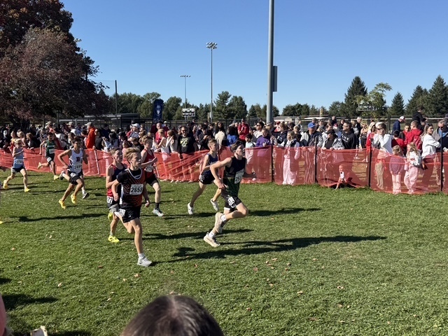 BJHS cross country runners at state
