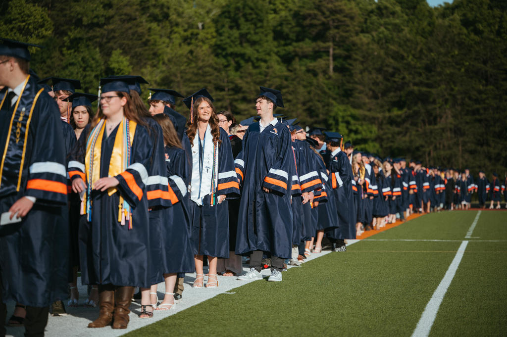 graduates in line