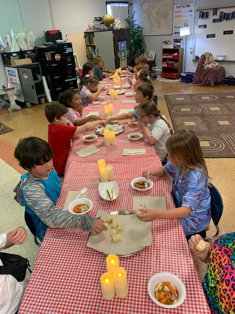 2nd Grade Community Table 