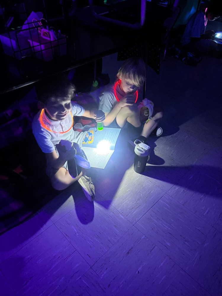 glow read 