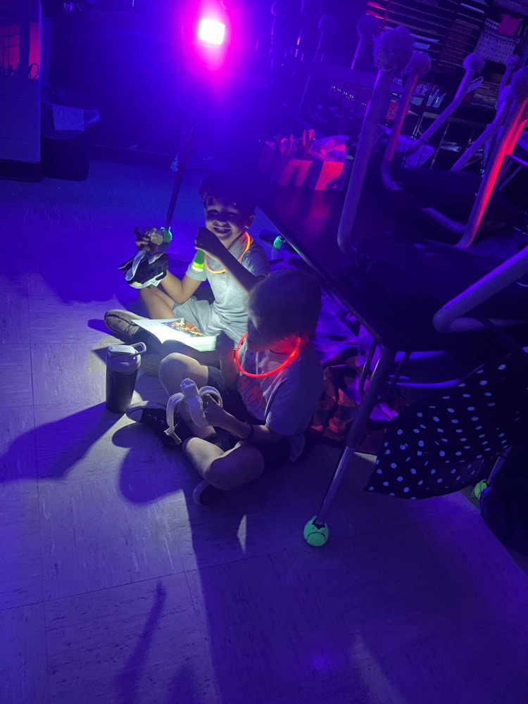 glow read 