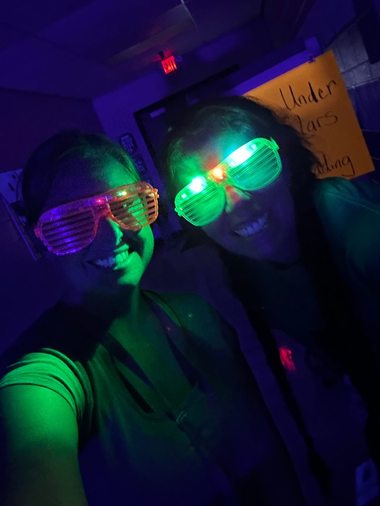 glow read 