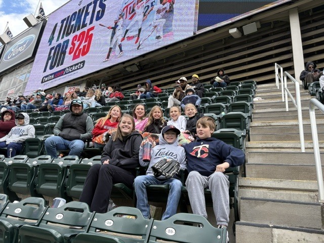 School Patrol Twins Game Trip