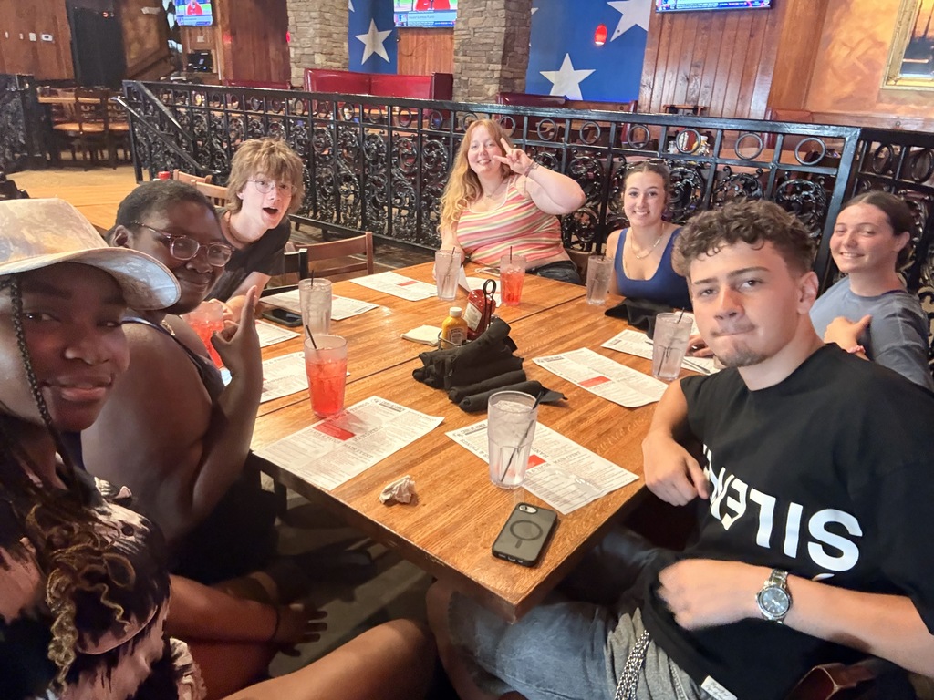 A group of students out to eat