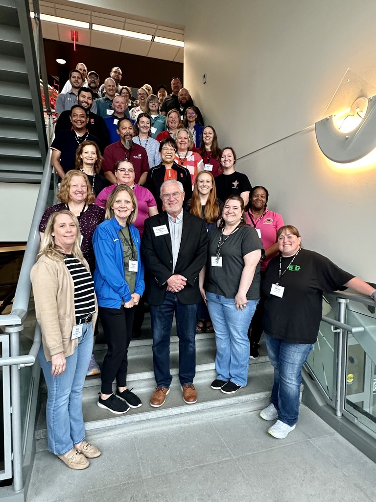 Group picture of all teachers.