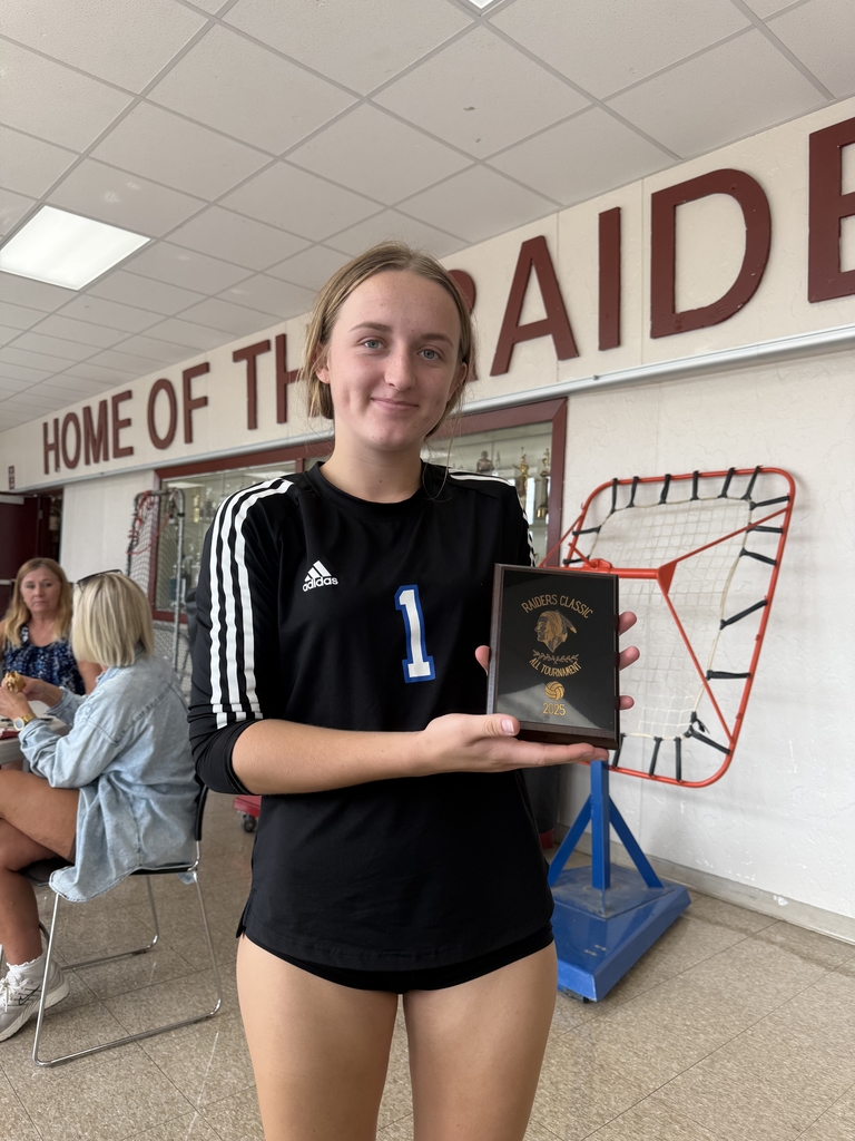Ava Hammer with her All-Tournament plaque