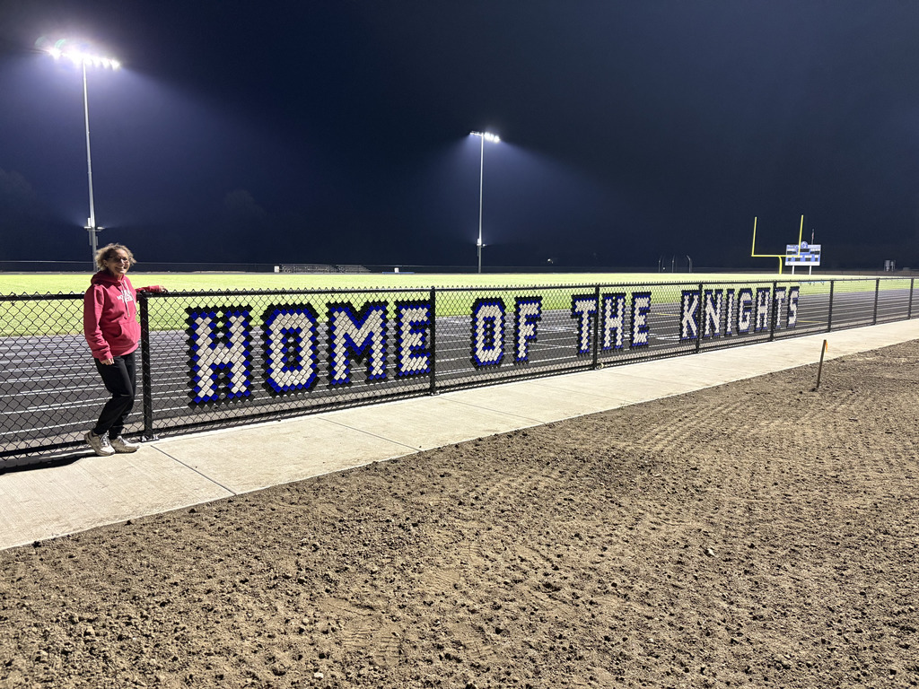 Jessi and the "Home of the Knights"