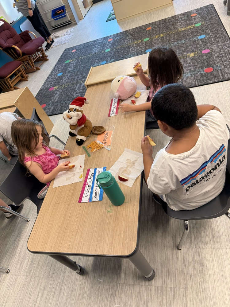 Prek learning about apples