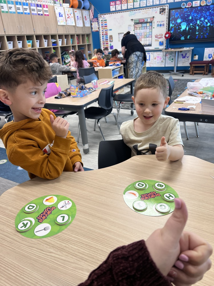 Pre-learning beginning sounds game