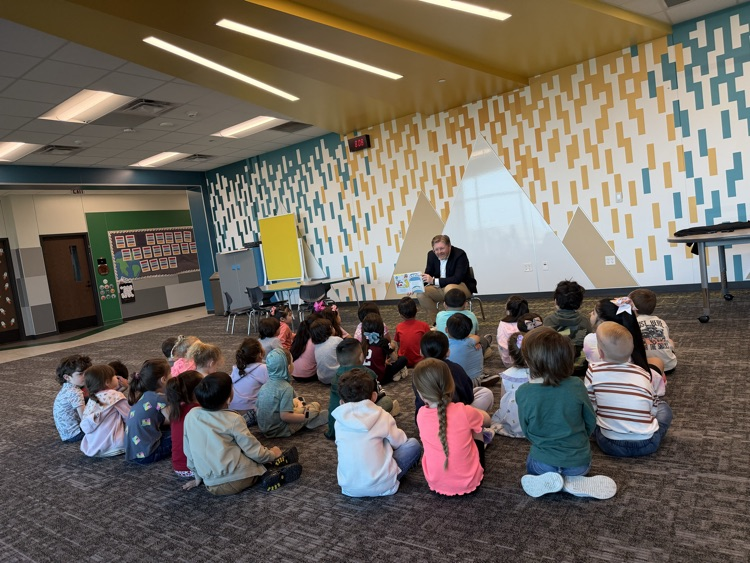 Pre-k had special guest readers for Dr. Seuss week!
