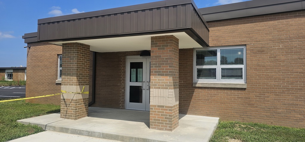 entrance 