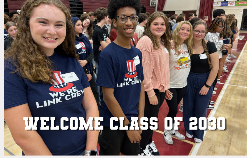 welcome class of 2030 link crew students in the gym