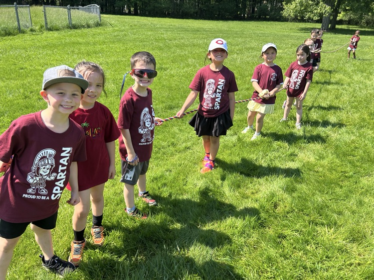 students at tug a war 