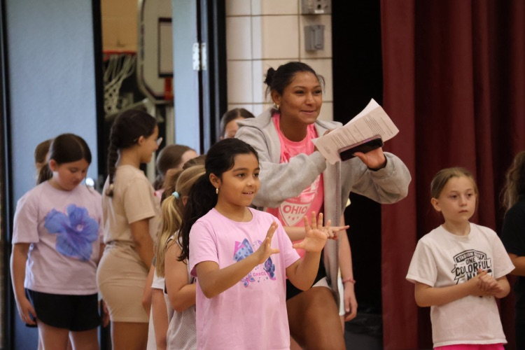 Girls Youth Basketball Camp