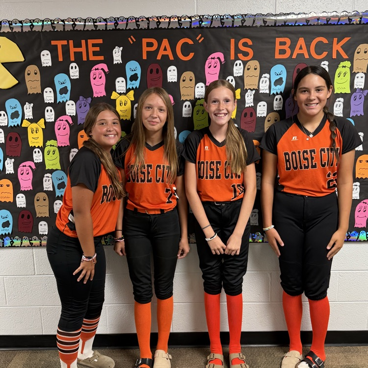JH girls are ready for a softball game!