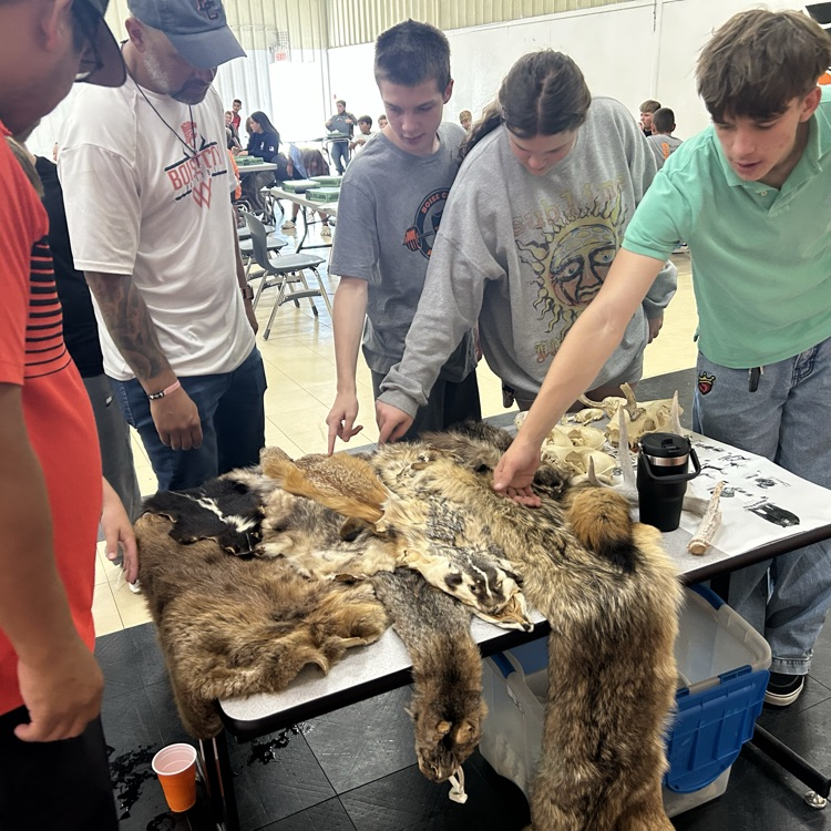 5-8th graders were fortunate to have Game Warden Lydia Gearhart and Angela Trantham from the Conservation District present Skins and Skulls from our region of Oklahoma. Thank you for your presentation.