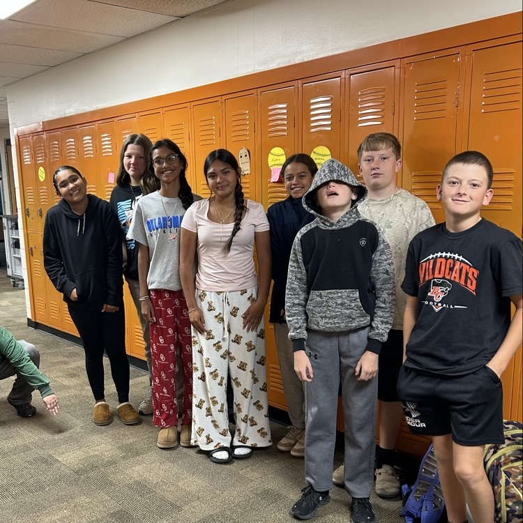 Middle school is having fun during Homecoming week!