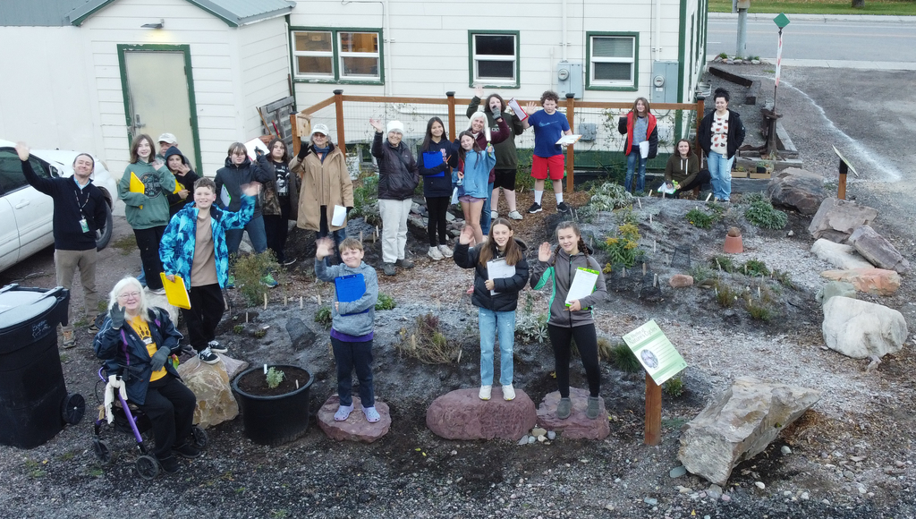 6th graders in the garden