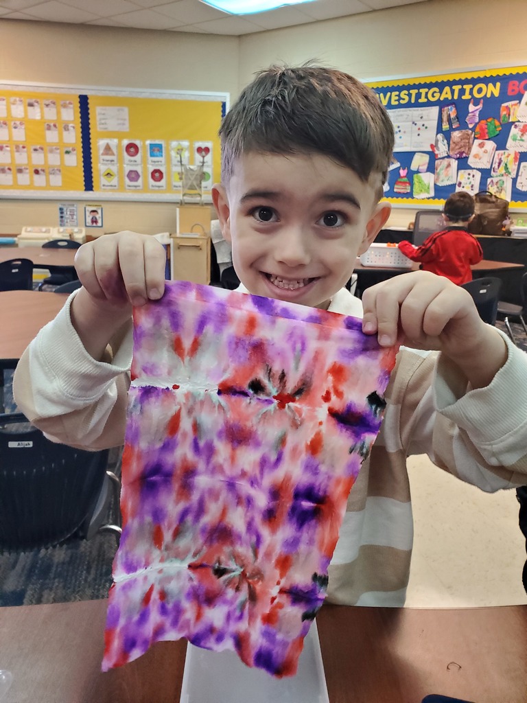 paper towel tie dying