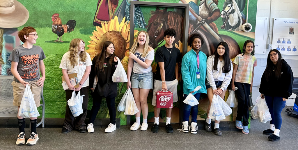 Students eating at Goodcents