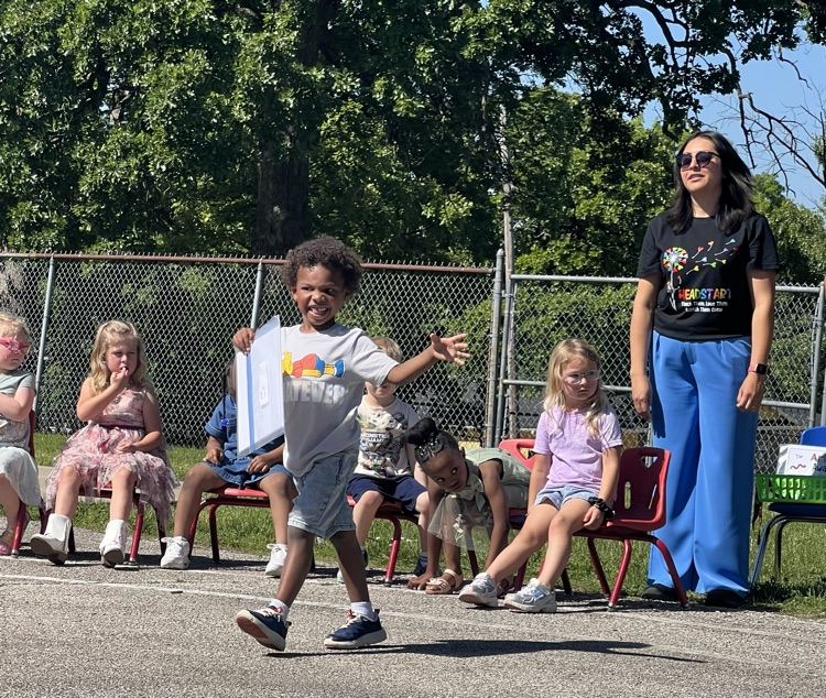Head Start preschool graduation program