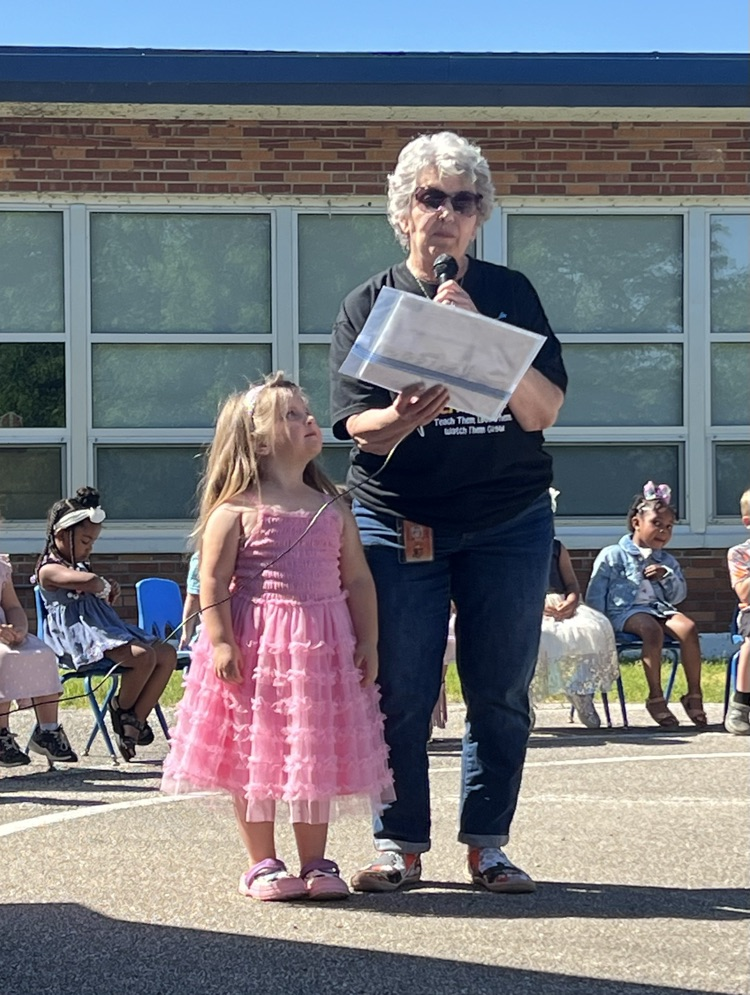 Head Start preschool graduation program