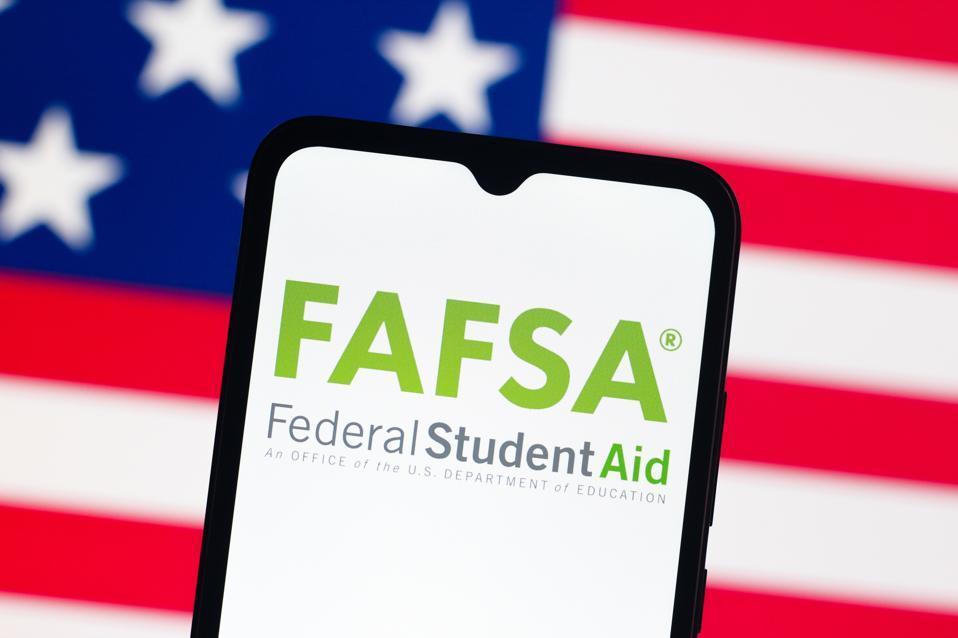 fafsa logo