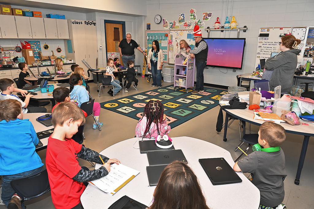 classroom receiving free books