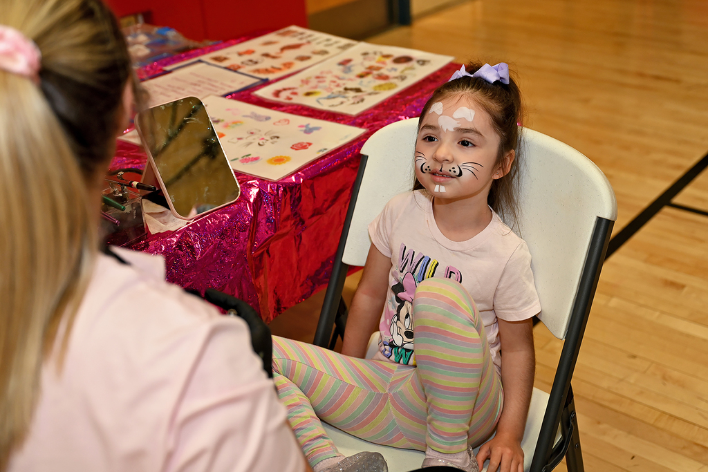 girl with airbrush tattoo