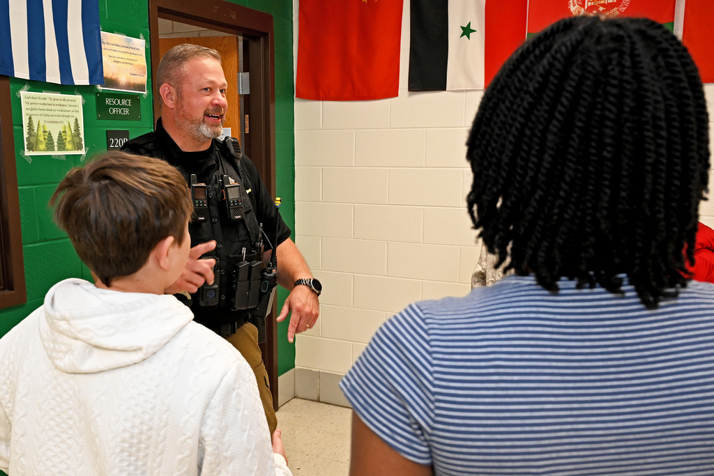 Deputy Menefee speaking with students