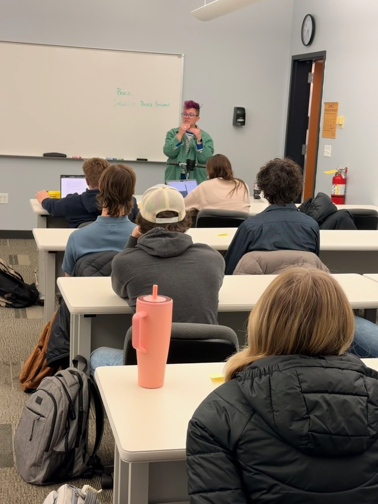 Upper Iowa and Boone students collaborating