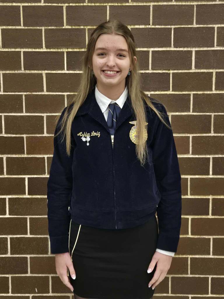 Ashlyn Lovig: Public Speaking, 2nd Gold