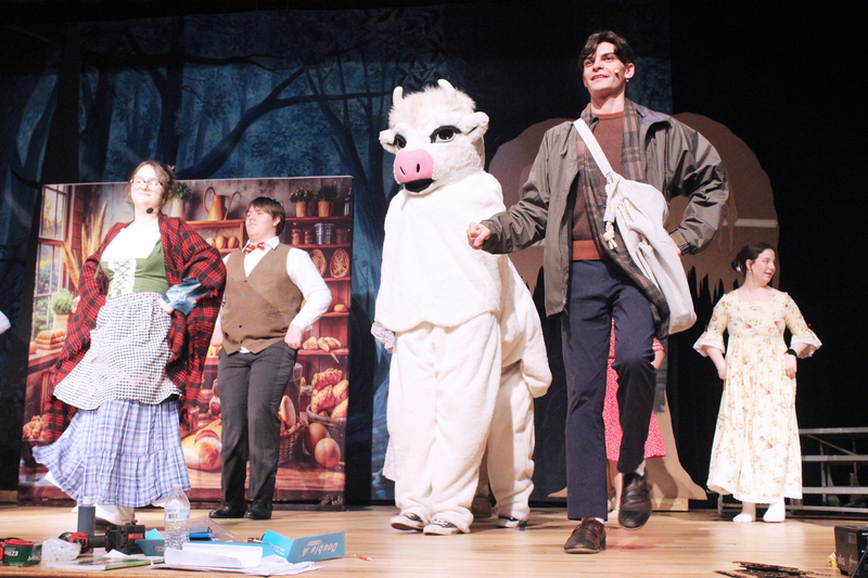 Taylor Shaver as Jack