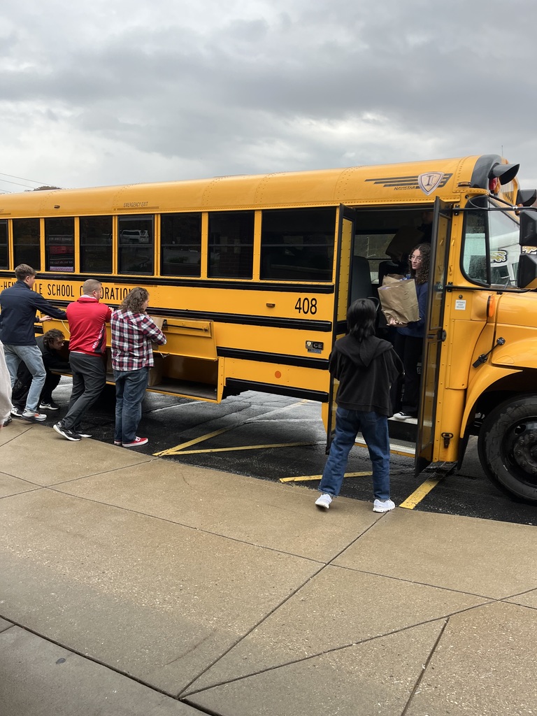 Seniors help with food donation