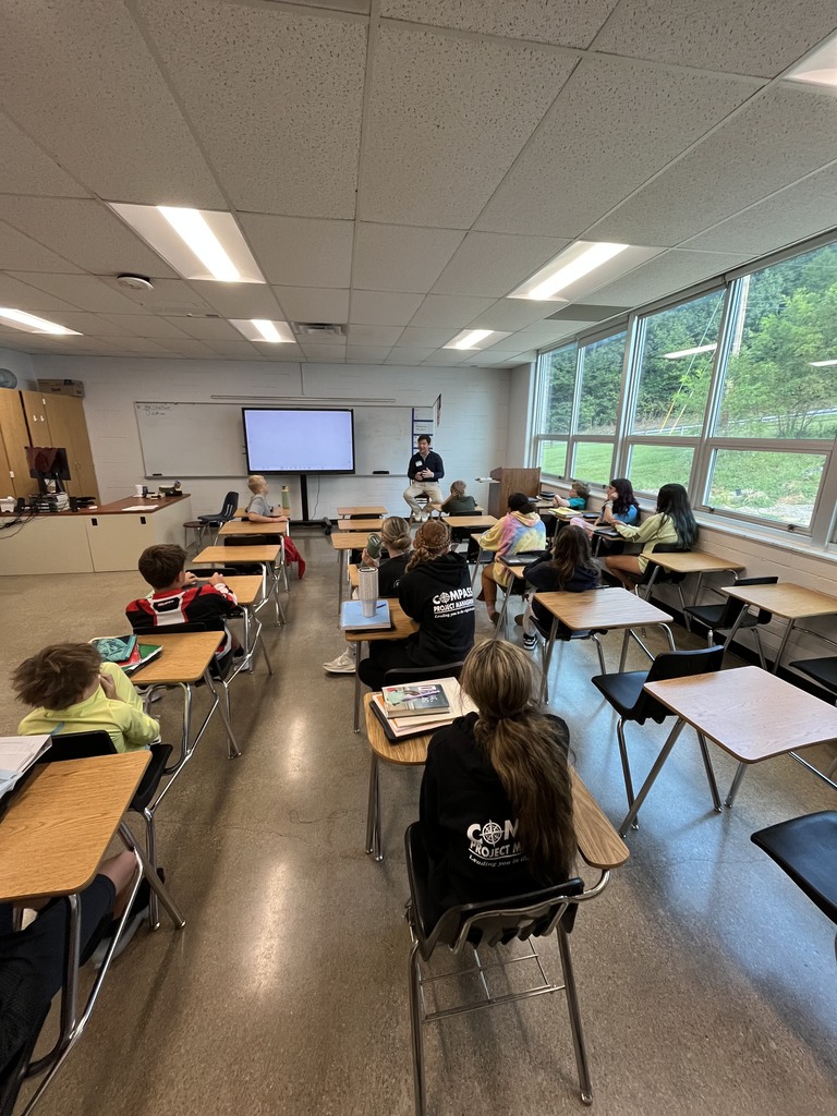 Mr. Takami meets with 7th graders