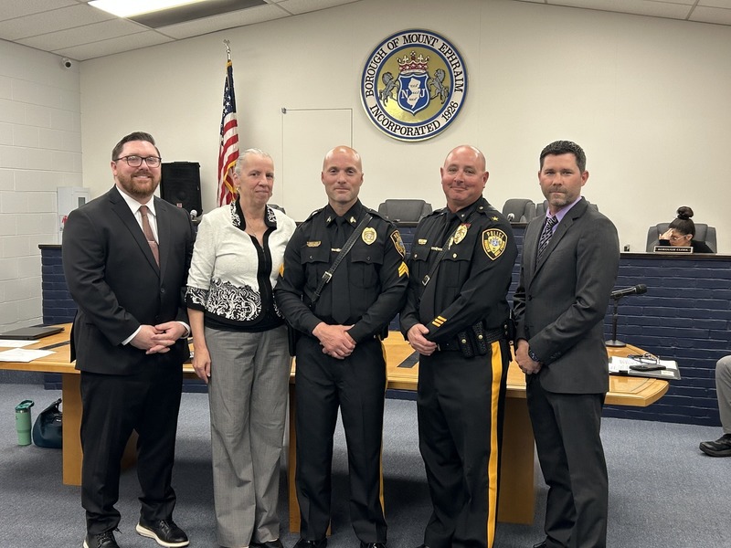 Sgt. Bernauer with Chief Conte, Mayor Carney and Commissioners Marrone and Saban