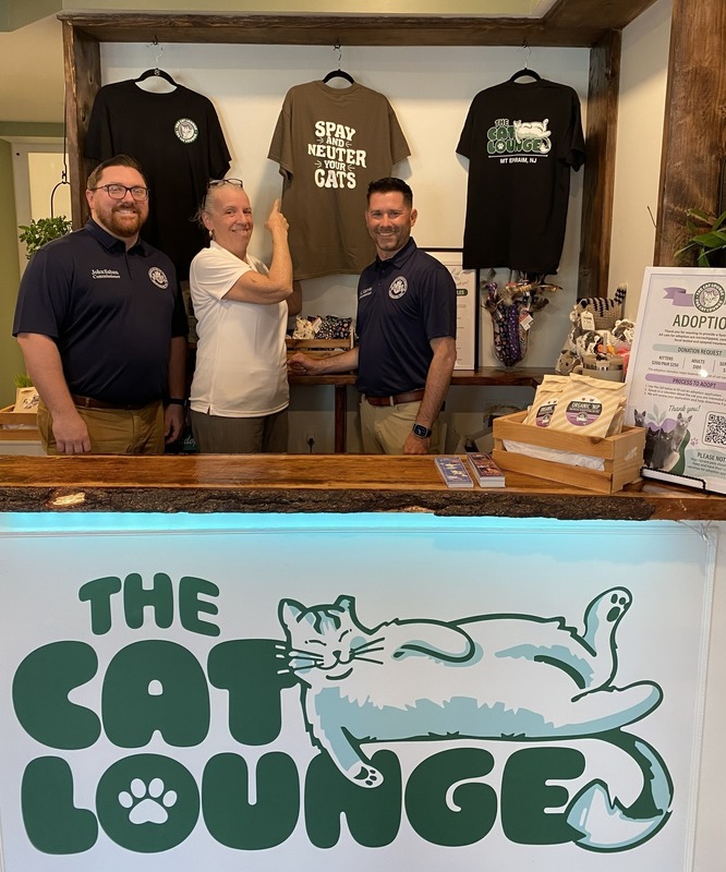 Community Cat Club Grand Opening