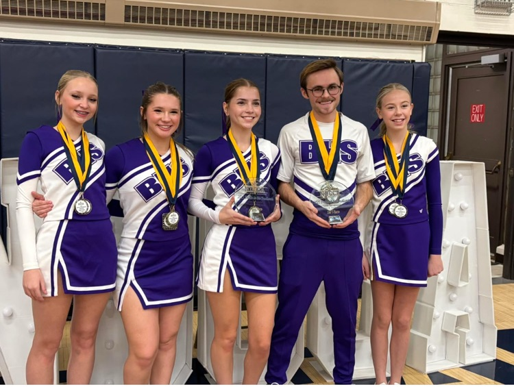 competition cheer team 