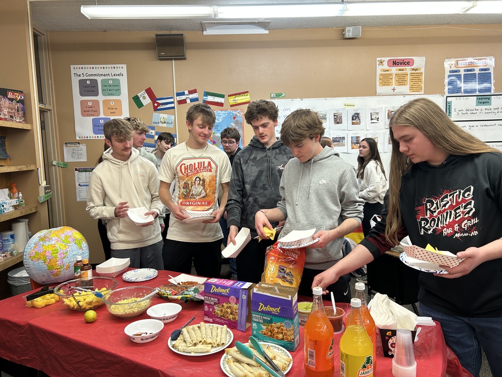 Spanish Club Appetizer Night 6