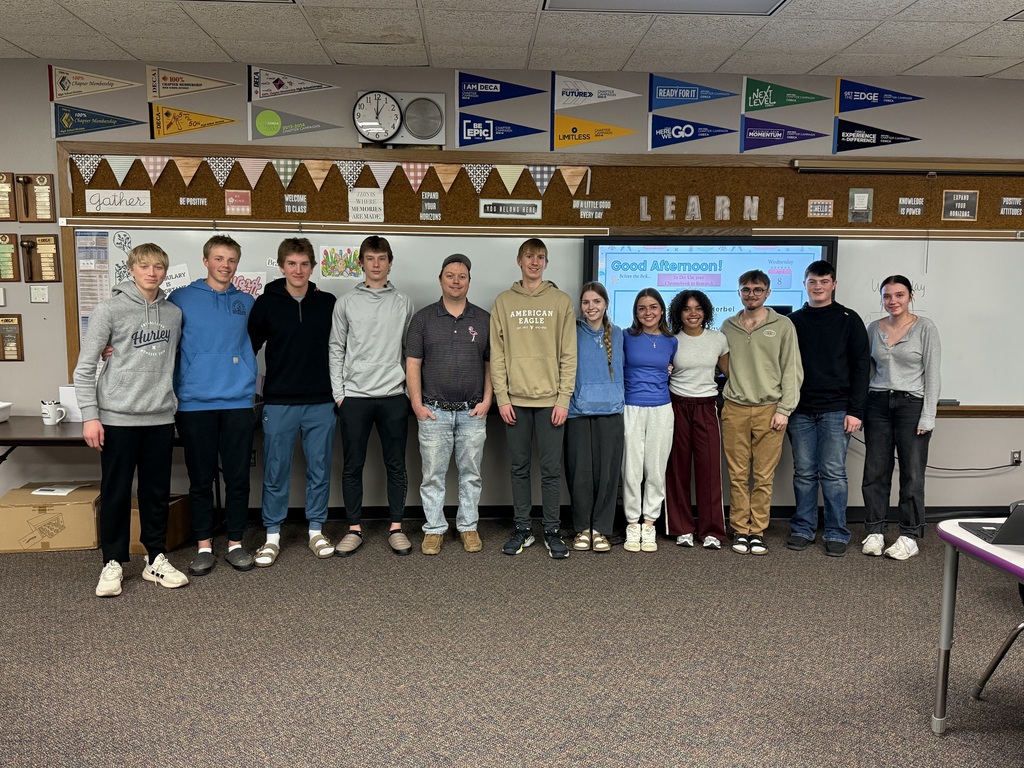 Marketing II guest speaker Eric Herbel