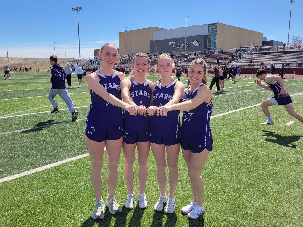 4 X 800 State Qualifying Relay