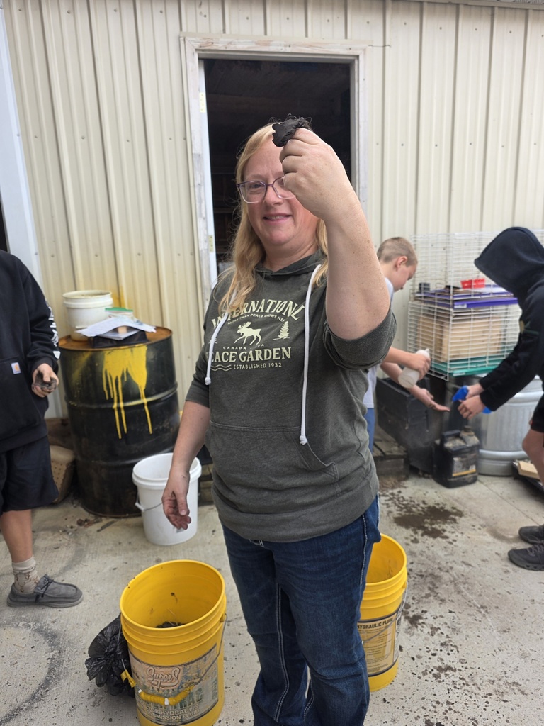 Soil Scientist Amy Sand with 8th Grade Ag students