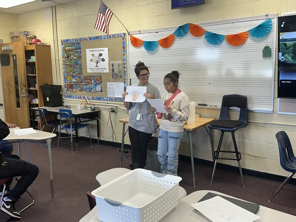 Student Presenting Project