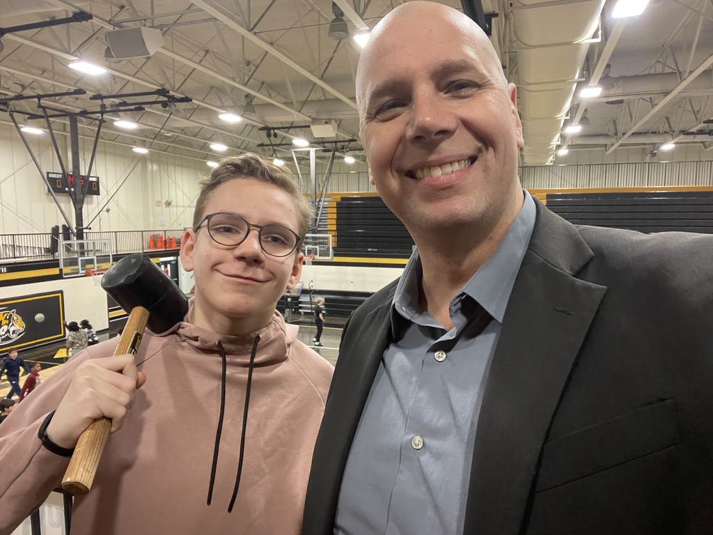 Landon Smith and 464 fellow Bourbonnais Upper Grade Center Students enjoyed extra recess during the advisory periods on Thursday, February 5th and Friday, February 6th. Those students moved with a purpose in getting to class on time and avoided excessive tardies to class. At BUGC we challenge our students to be great in order to become successful in school and in life.