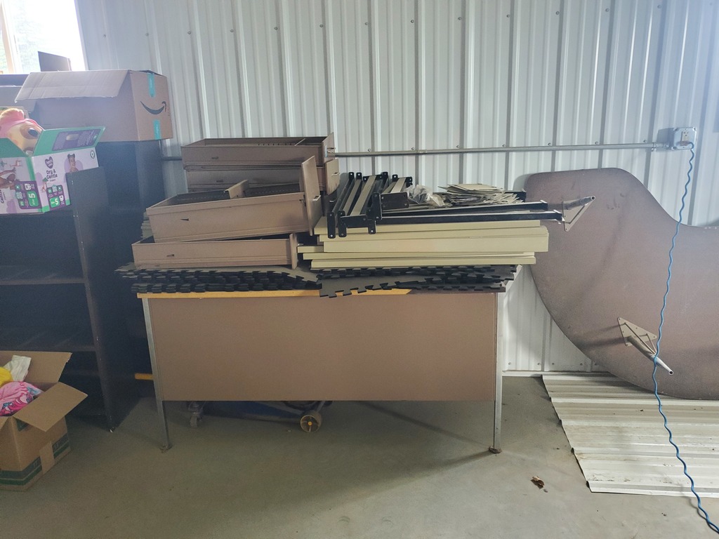 desks