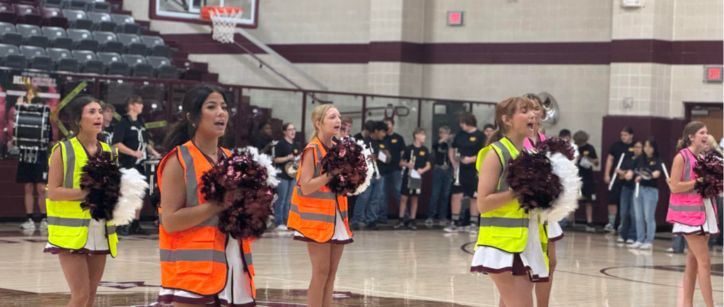 BHS Cheerlearder