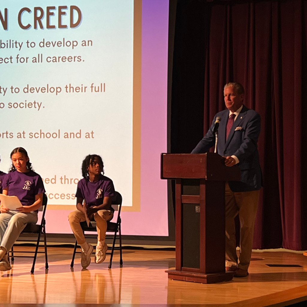 Doug Gorman speaks at BGJHS JAG Ceremony
